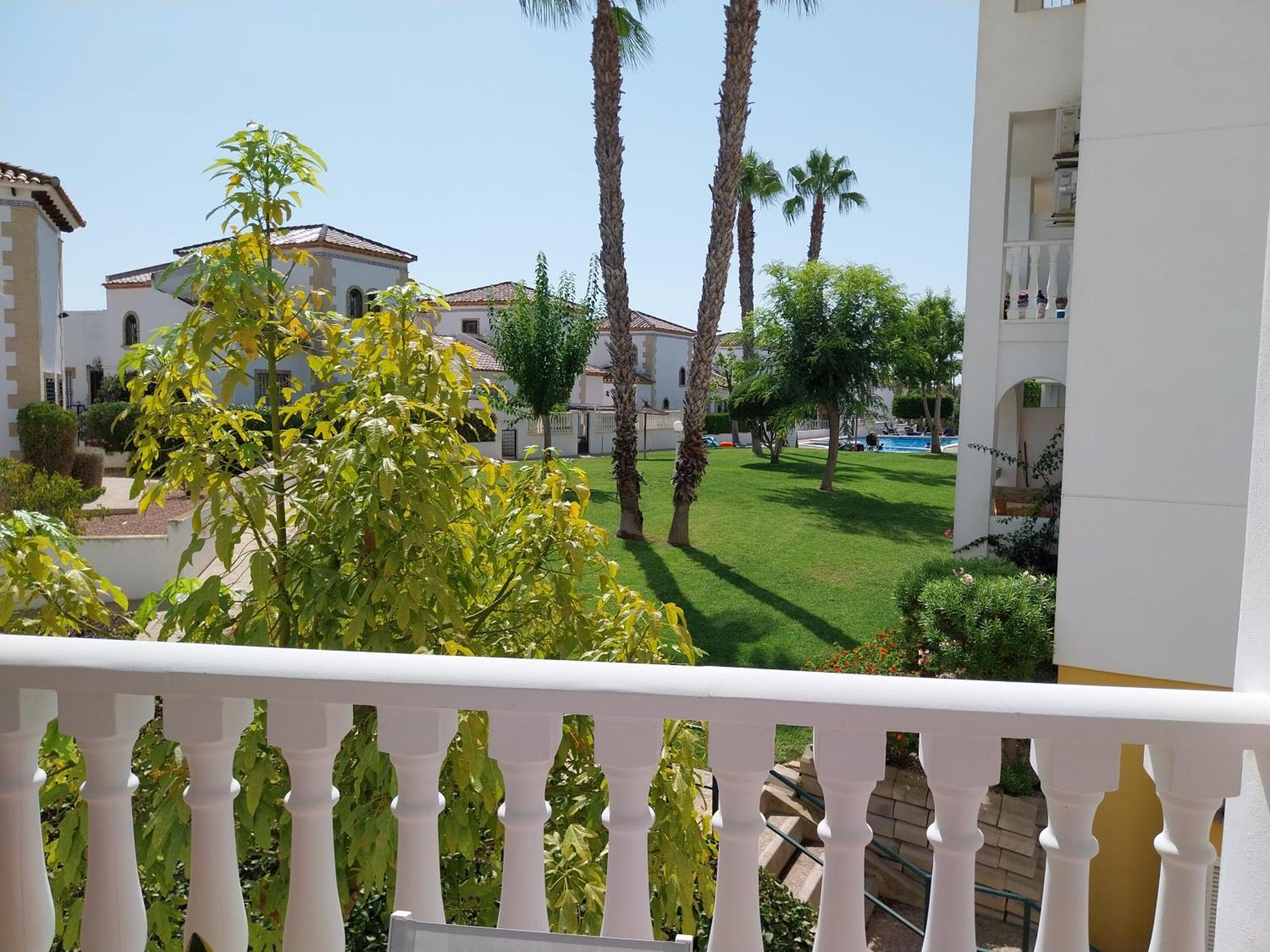 Charming Apartment In Front Of Villamartin Golf And Plaza Екстериор снимка