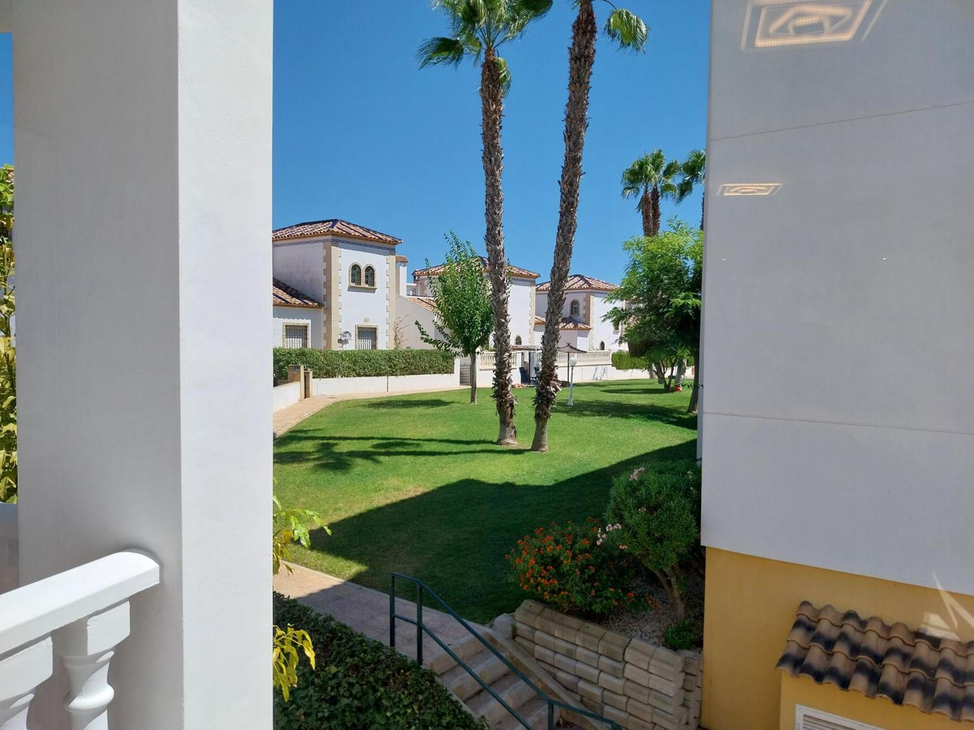 Charming Apartment In Front Of Villamartin Golf And Plaza Екстериор снимка