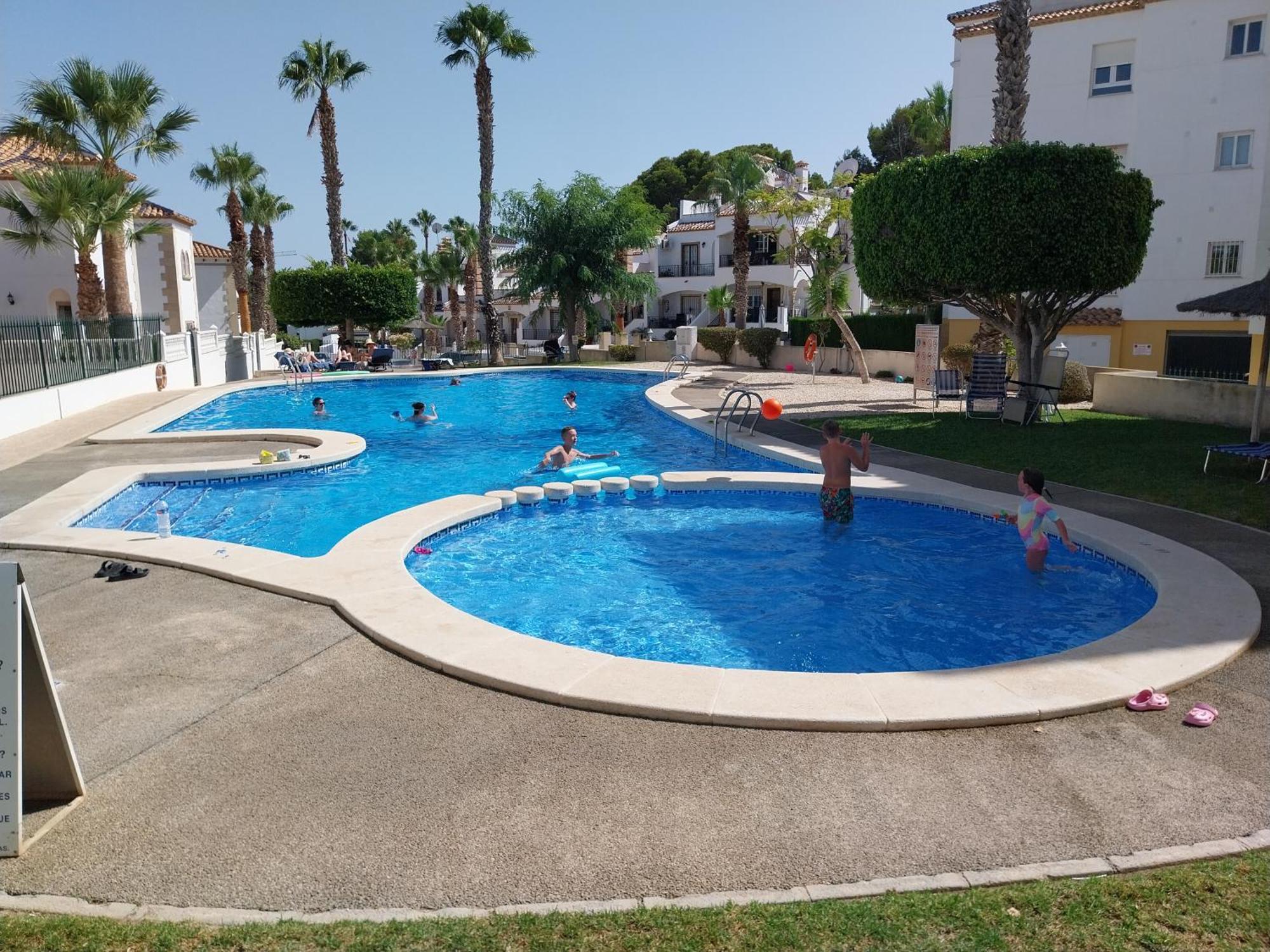 Charming Apartment In Front Of Villamartin Golf And Plaza Екстериор снимка