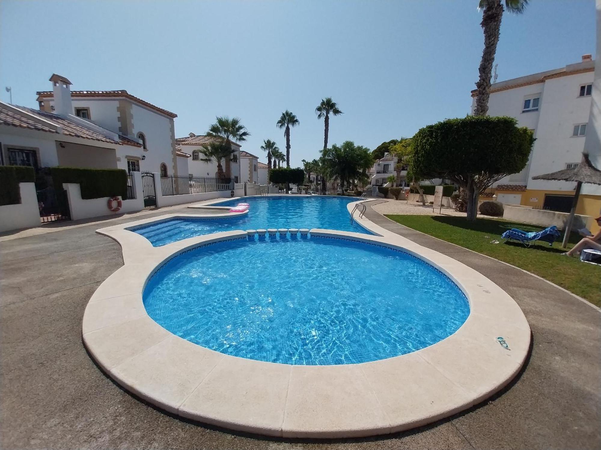 Charming Apartment In Front Of Villamartin Golf And Plaza Екстериор снимка