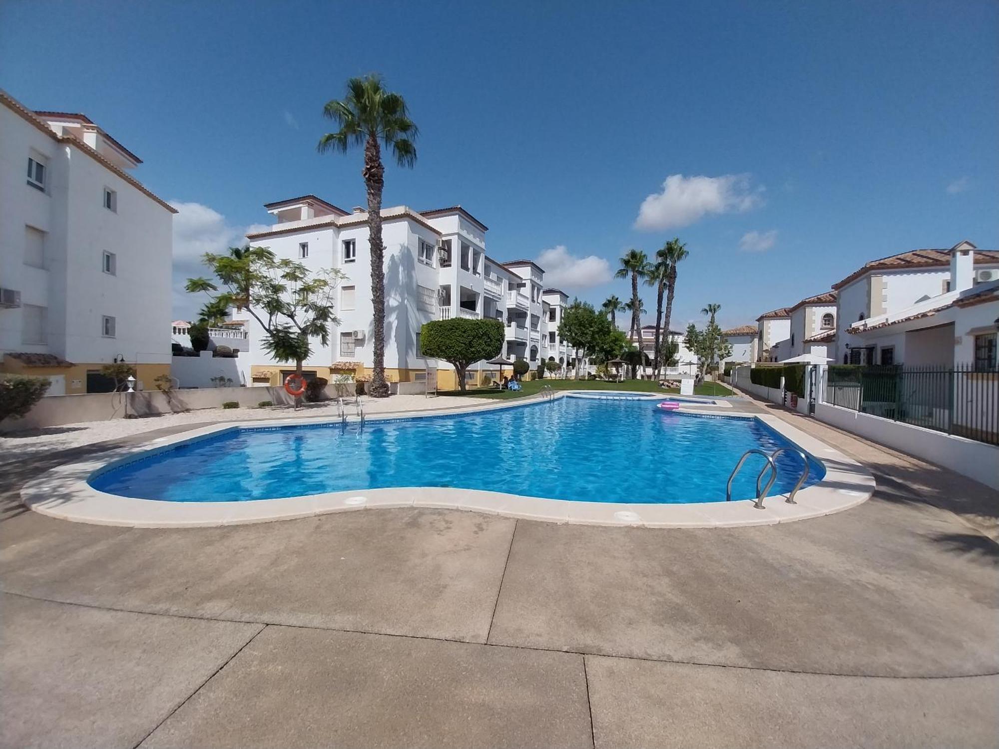 Charming Apartment In Front Of Villamartin Golf And Plaza Екстериор снимка